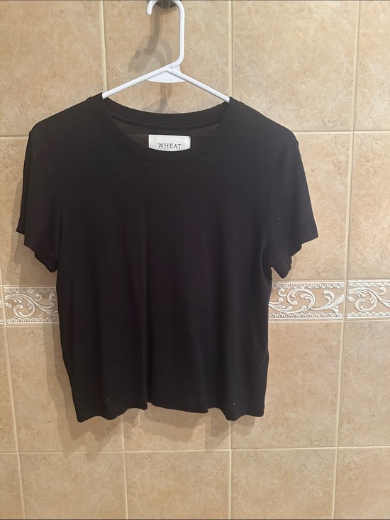 Wheat Tops - WHEAT Black short sleeve tee, super soft
